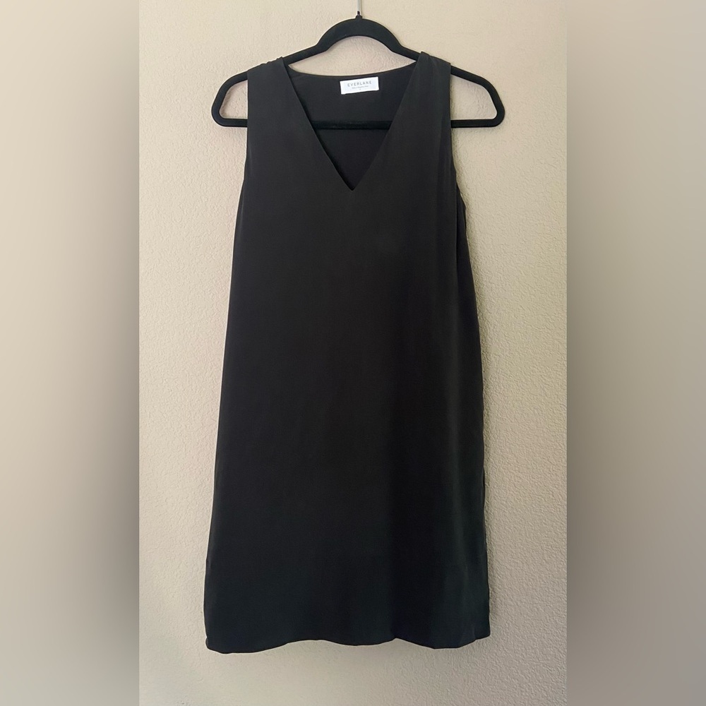 Everlane The Double-Lined Silk V-Neck Dress Black Sleeveless Women Sz 0 LBD